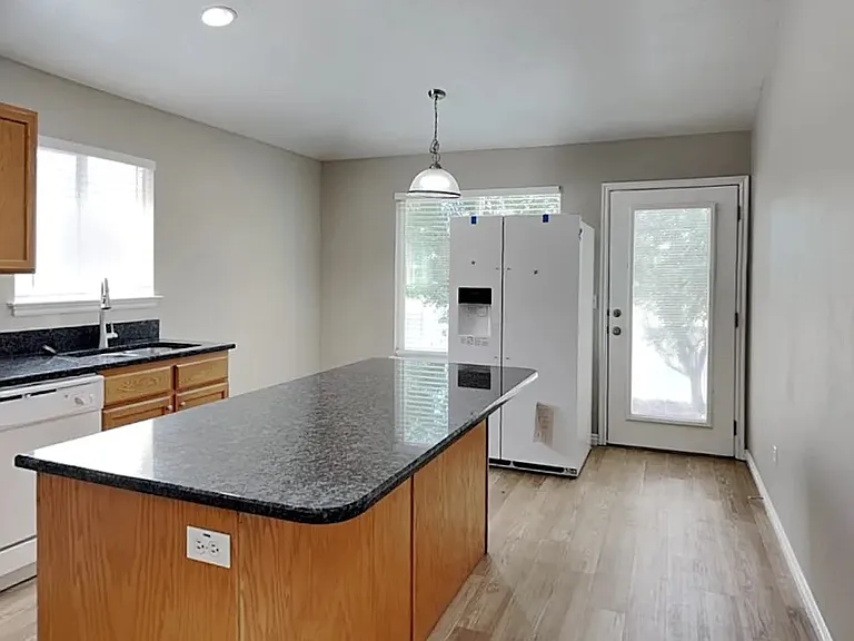 4577 W Mina Deoro Dr — Photo 3