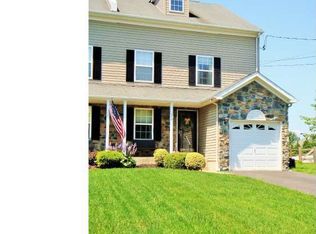 242 N Main St, Richlandtown, PA 18955