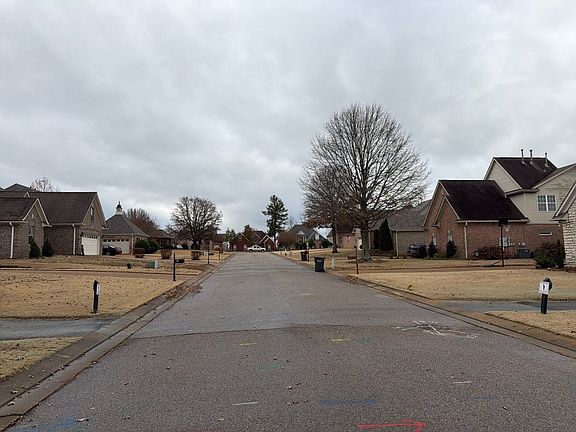 5th image of 45 Pine Meadows Ln