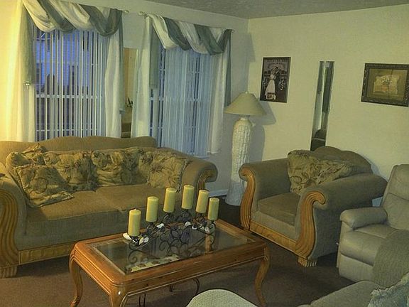 3rd image of 7813 Lawn Ave