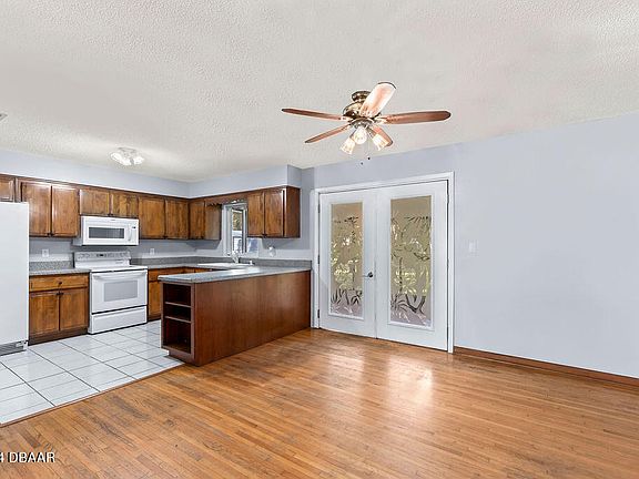 4th image of 20 Melodie Ln