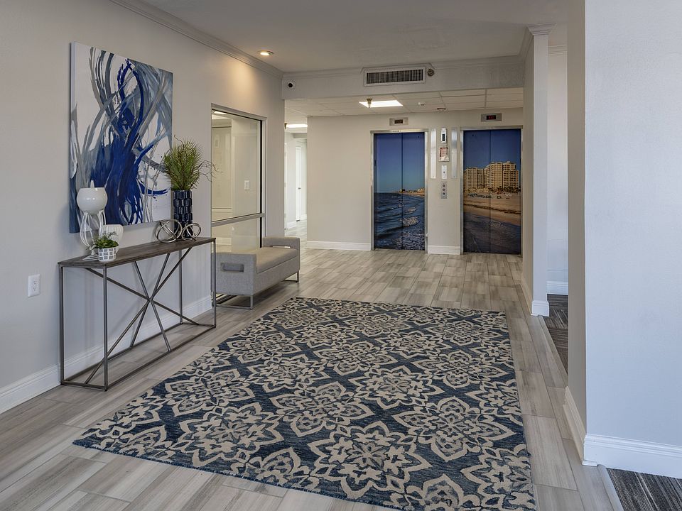 The Indigo |Clearwater, FL | Elevator Building