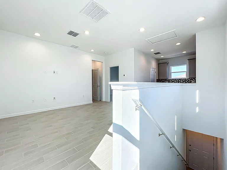 5358 Lake Virginia St #A — Photo 11