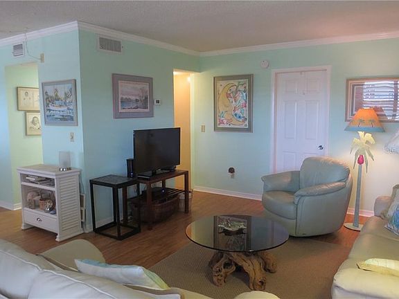 4th image of 4910 Bay St NE APT 307