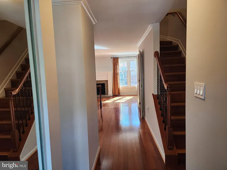3720 Mount Airey Ln — Photo 3