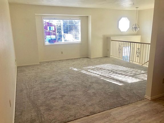 2nd image of 1878 Peggys Ln