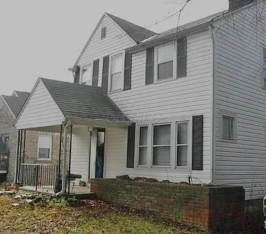 617 Wrexham Ave photo 1