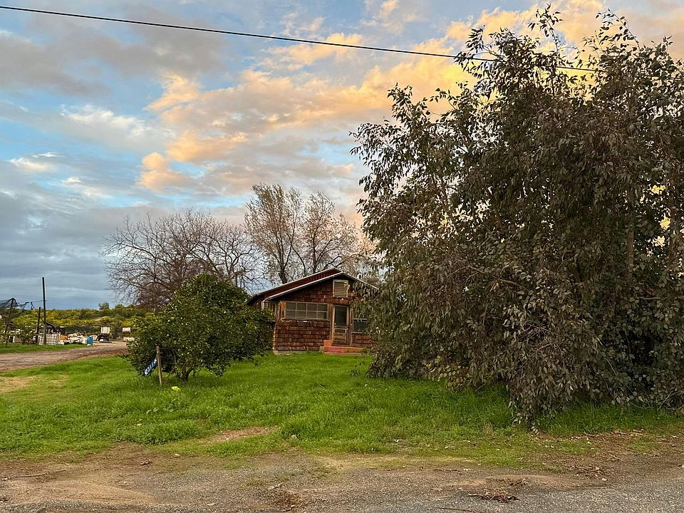 1st image of 23114 Carson Ave