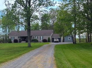2405 Georgetown Rd, Sandy Lake, PA 16145