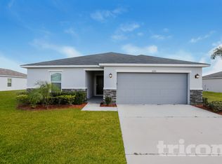 2244 Gladiolus Ln, Mascotte, FL 34753