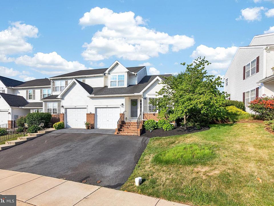1st image of 174 Waterford Ln
