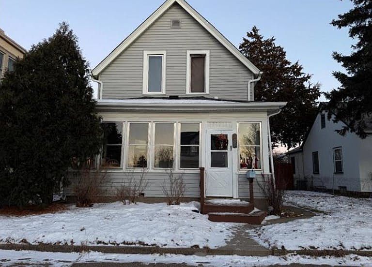 1st image of 145 5th Ave S