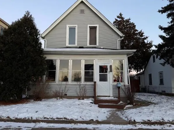 145 5th Ave S, South Saint Paul, MN 55075