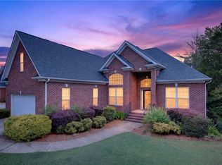 2 Windmill Way, Greenville, SC 29615