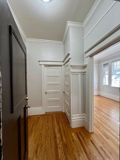 1st image of 1041 Leavenworth St APT 1