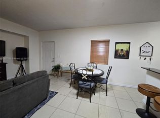 8440 SW 8th St APT 307A, Miami, FL 33144