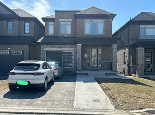 1009 Lockie Dr N, Oshawa, ON L1L 0S2