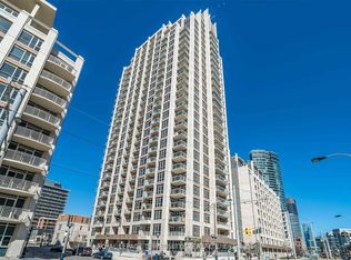 21 Grand Magazine St #916, Toronto, ON M5V 1B5