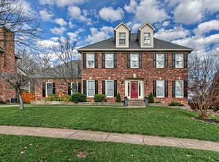 11111 Oakhurst Rd, Louisville, KY 40245