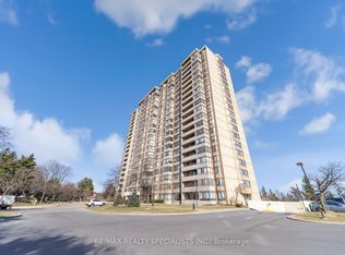 100 County Court Blvd #1604, Brampton, ON