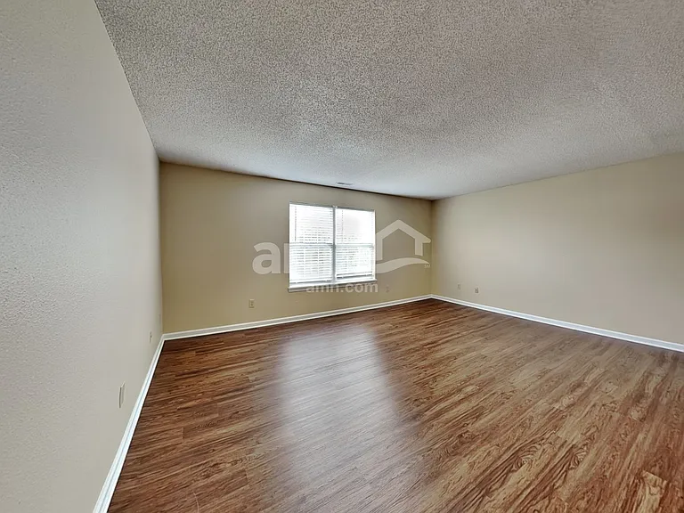 9017 Stonewall Dr — Photo 11