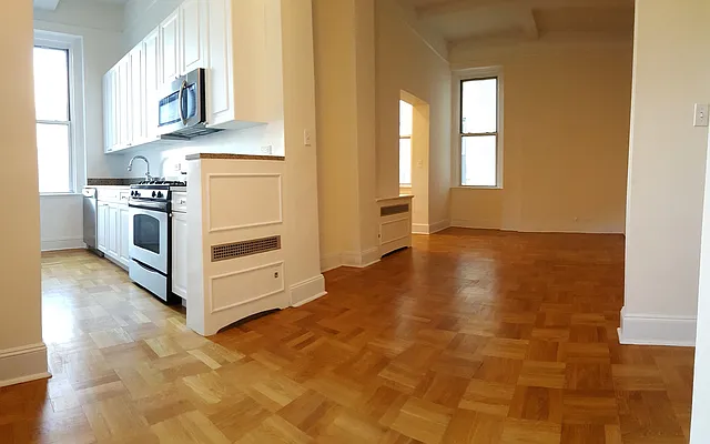 Rented by (Legacy) NY Quality Living Uptown | media 10