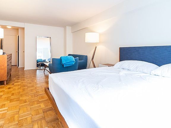 3rd image of 249 E 48th St APT 3F