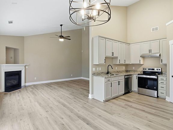 4th image of 5 Ridgebrook Way