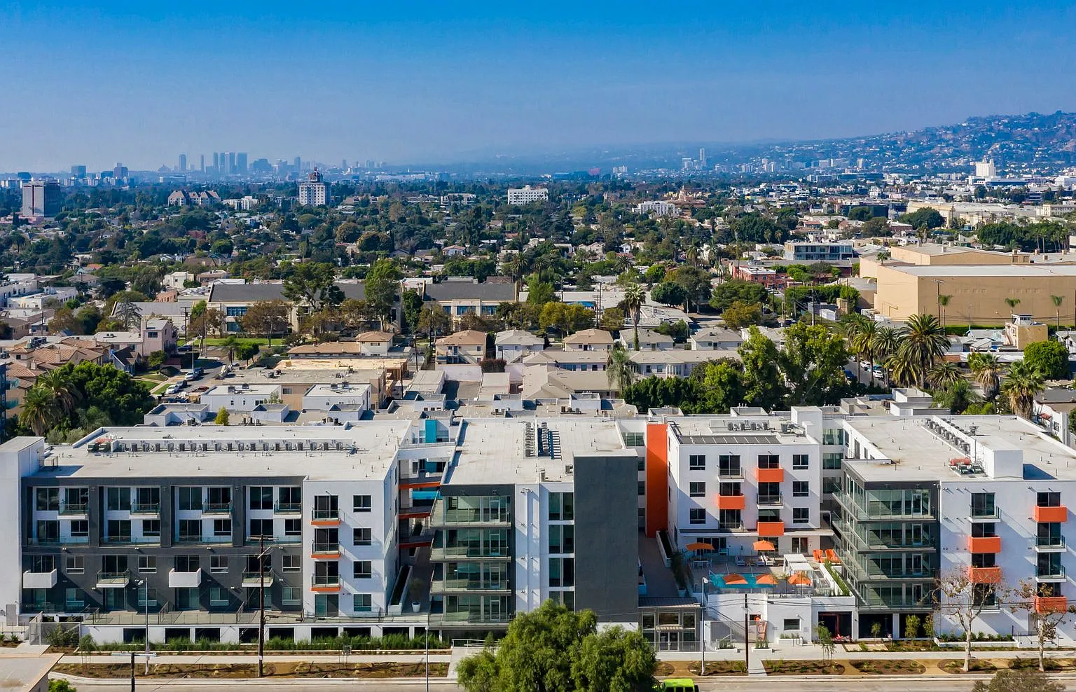 Qwil Apartments — Photo 3