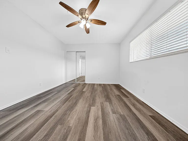 2010 S. Garth Ave. — Photo 24