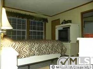 28 Maple Tree Ct, Stafford Twp, NJ 08050