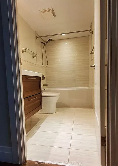 19 Grand Trunk Cres #1109 — Photo 28