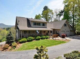360 Stevenson Cove Rd, Waynesville, NC 28785
