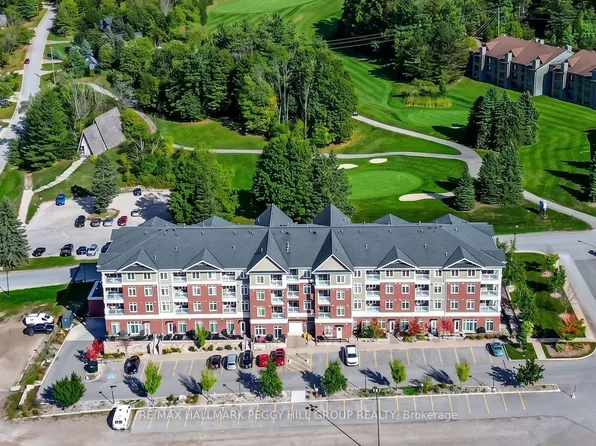 40 Horseshoe Blvd #217, Oro Medonte, ON L4M 4Y8