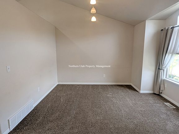 2 Front Room_10132025