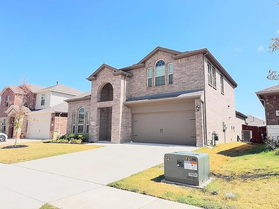 7400 Seton Pl
