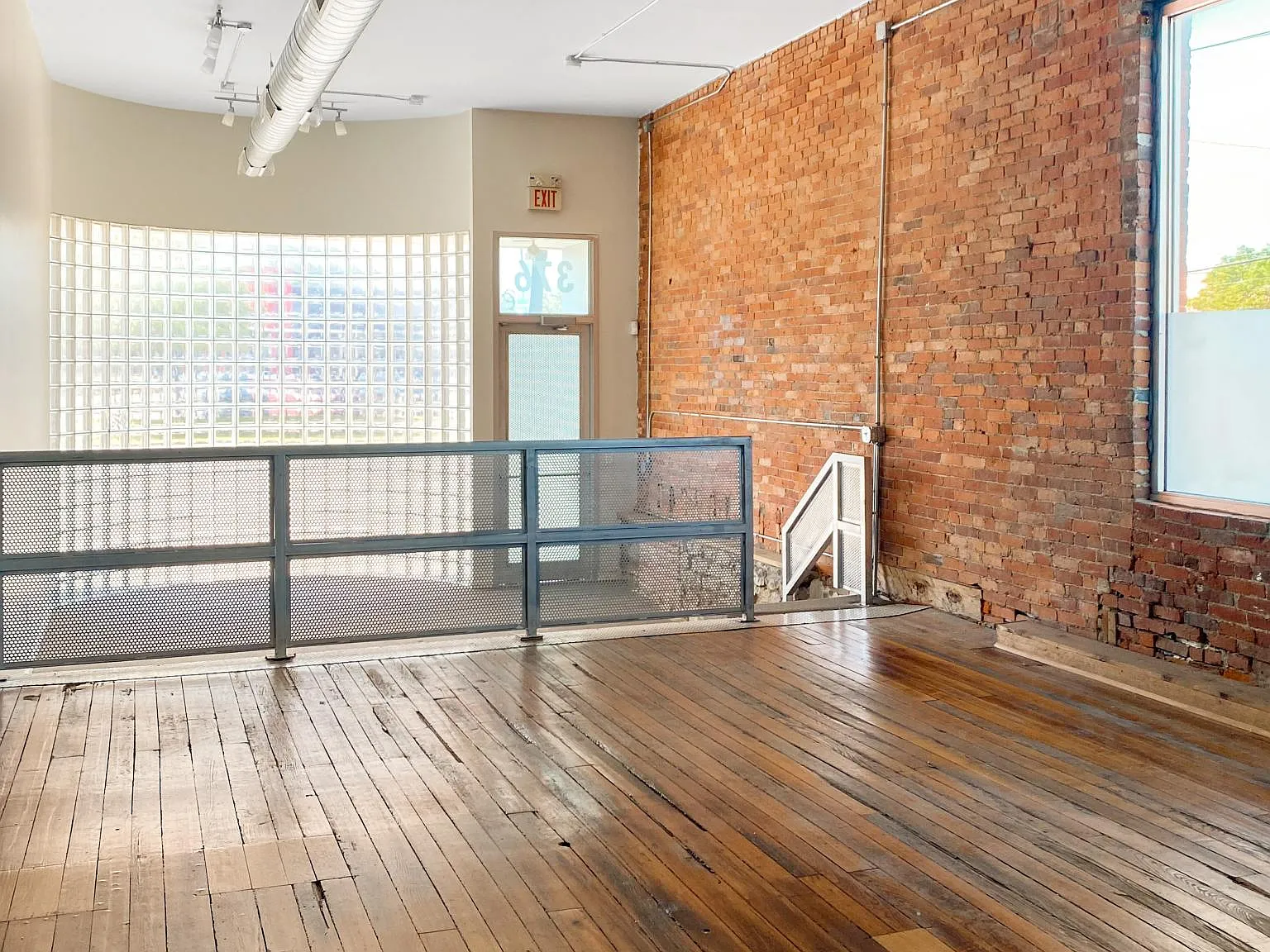 1 bed, 1229 sqft, $1,395 — Photo 4