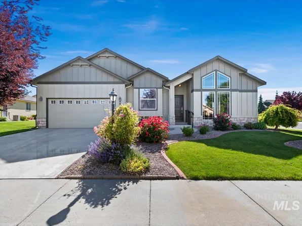 3808 S Edgeview Dr, Nampa, ID 83686