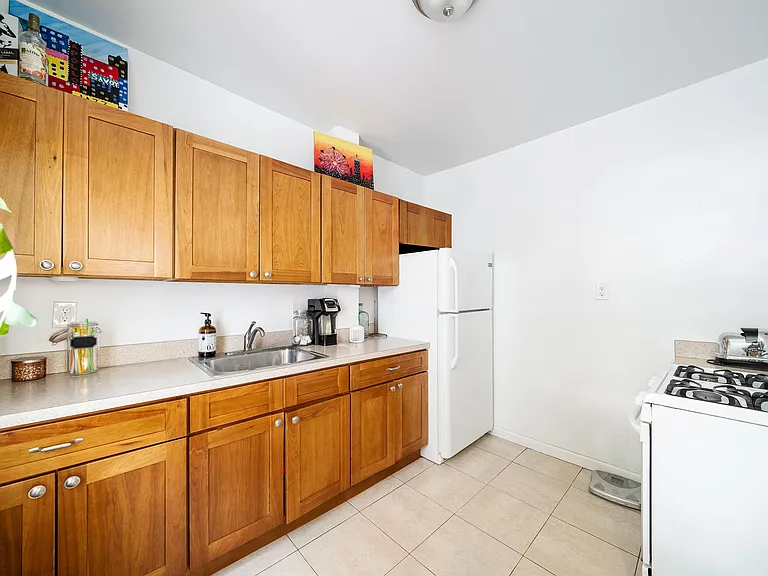 6331 Kennedy Blvd #2 — Photo 8