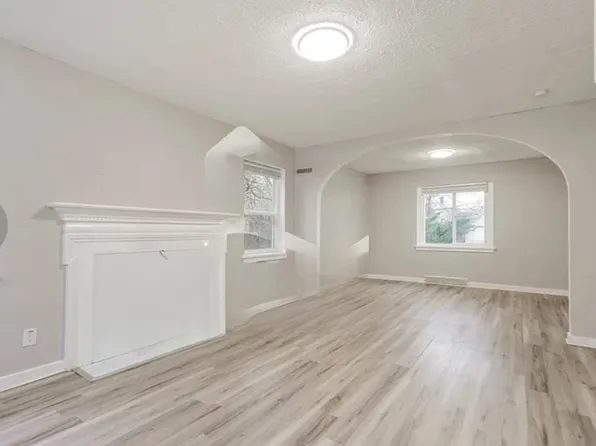 724 Obrien St, South Bend, IN 46628