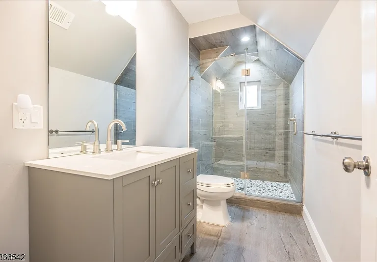 132 N Fullerton Ave — Photo 19