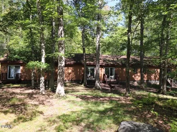 120 Twin Rivers Rd, Lackawaxen, PA 18435