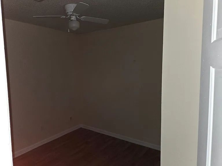 2035 Rock Bluff Rd — Photo 28