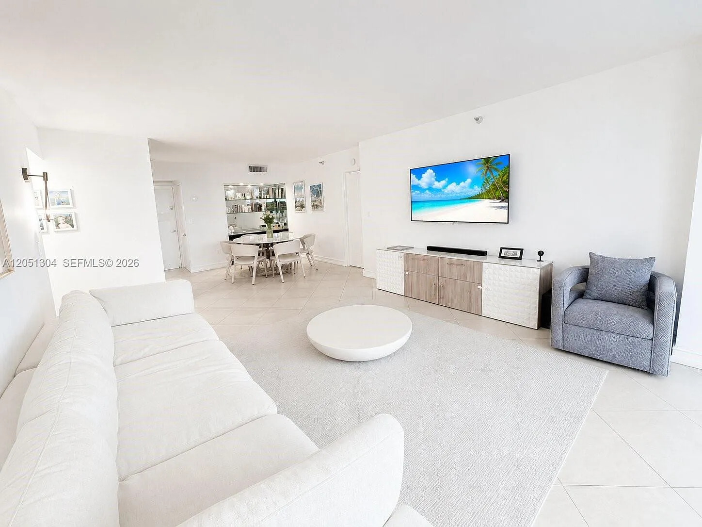 Waterview Condo — Photo 1