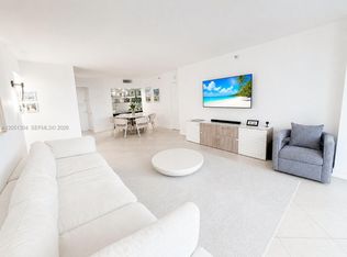 20505 E Country Club Dr APT 537, Aventura, FL 33180