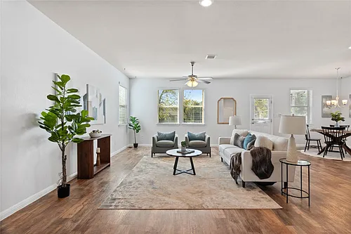 208 Callahan Ln Photo 1