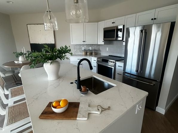 1 Riverplace Dr #15-38