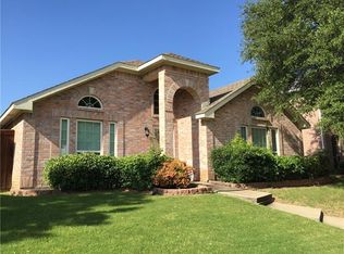 856 Summit Pointe, Lewisville, TX 75077