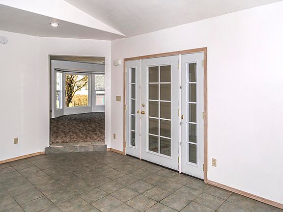 4th image of 2480/2482 Loop Rd
