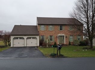 2086 Rhoda Ave, Mount Joy, PA 17552